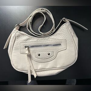 Lilyful Elegant White Croc-Embossed Shoulder Bag